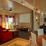 Miekojaervi Villa