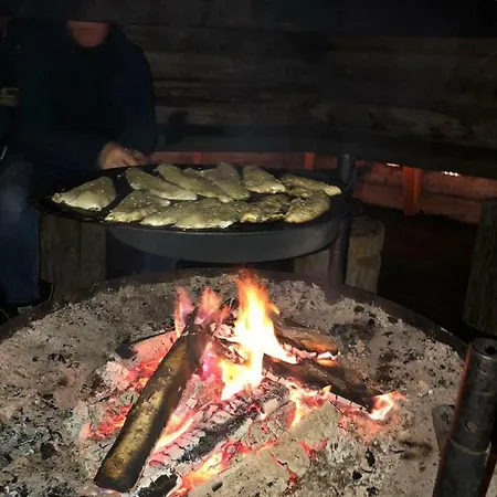 Vila Miekojaervi *