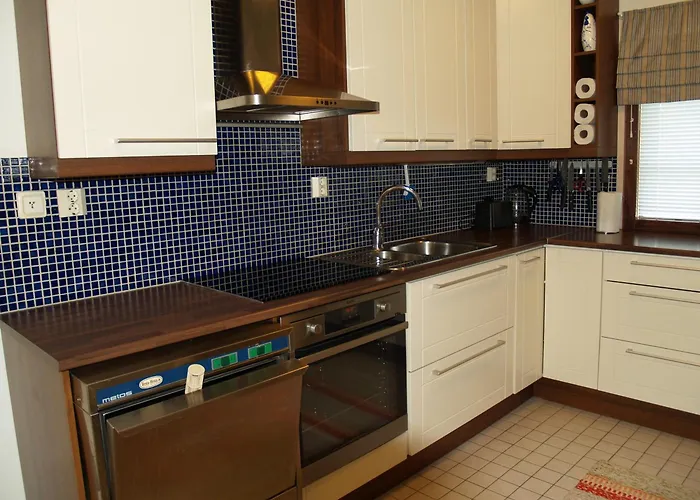 Miekojaervi Пелло